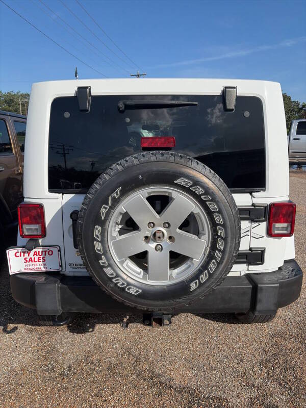 jeep wrangler unlimited 2015 1C4BJWEG9FL607973 image jeep wrangler unlimited 2015 1C4BJWEG9FL607973 image